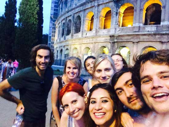 studenti Romit al Colosseo